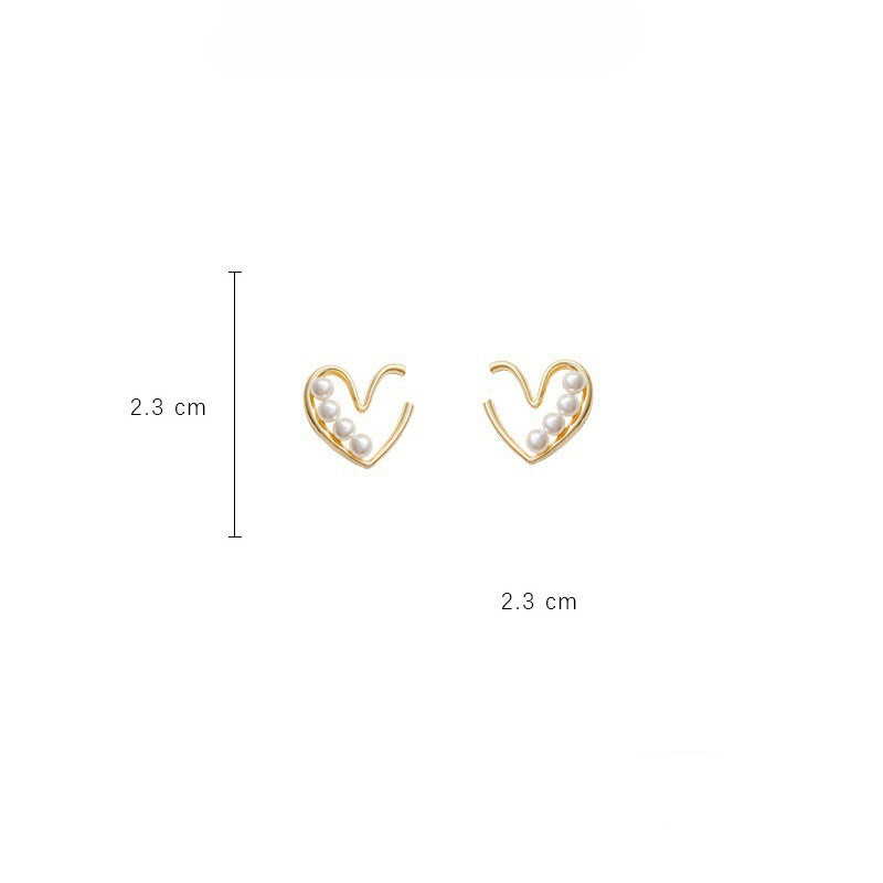 Vintage Pearl Heart Stud Earrings