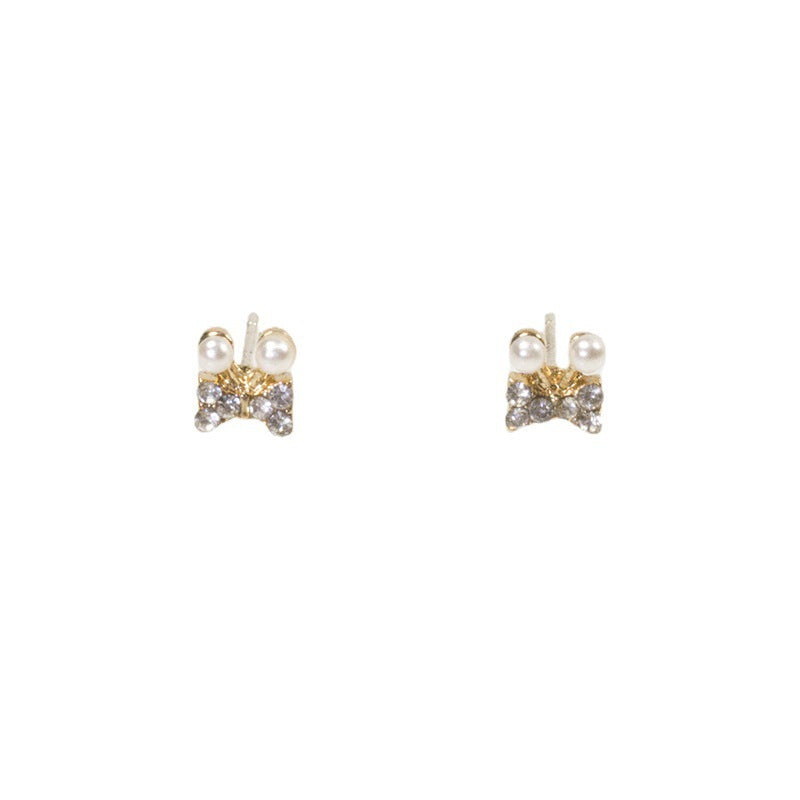 Sweet Crystal Pearl Studs Earring