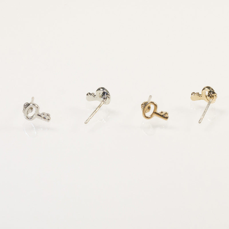 Camera Clover Stud Earrings Set