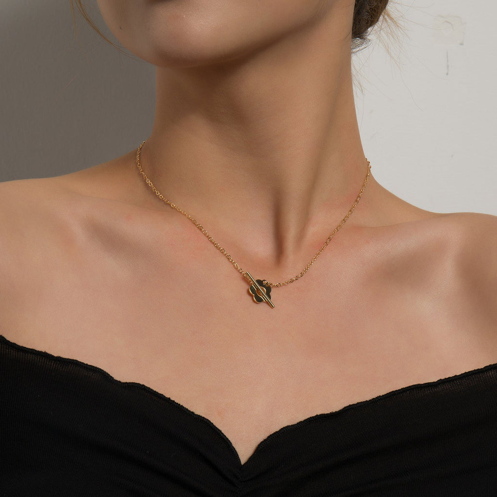 Chain Necklace Women Flower Lock Collar