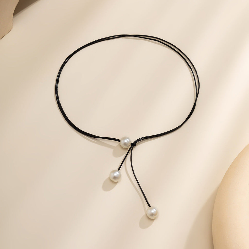 Gorgeous Black Wax Rope Faux Pearl Pendant Necklace