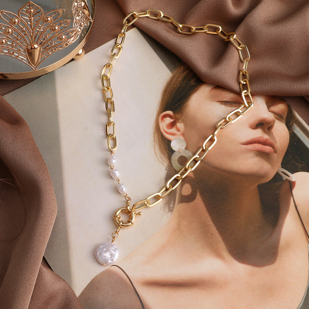 Vintage Irregular Pearl Pendant Necklace