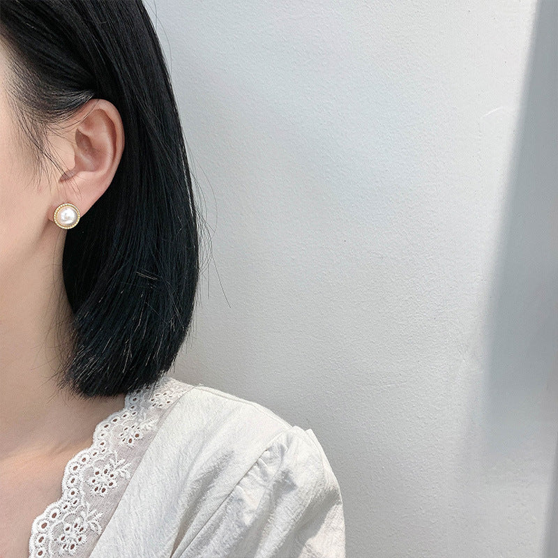 White Round Pearl Stud Earring