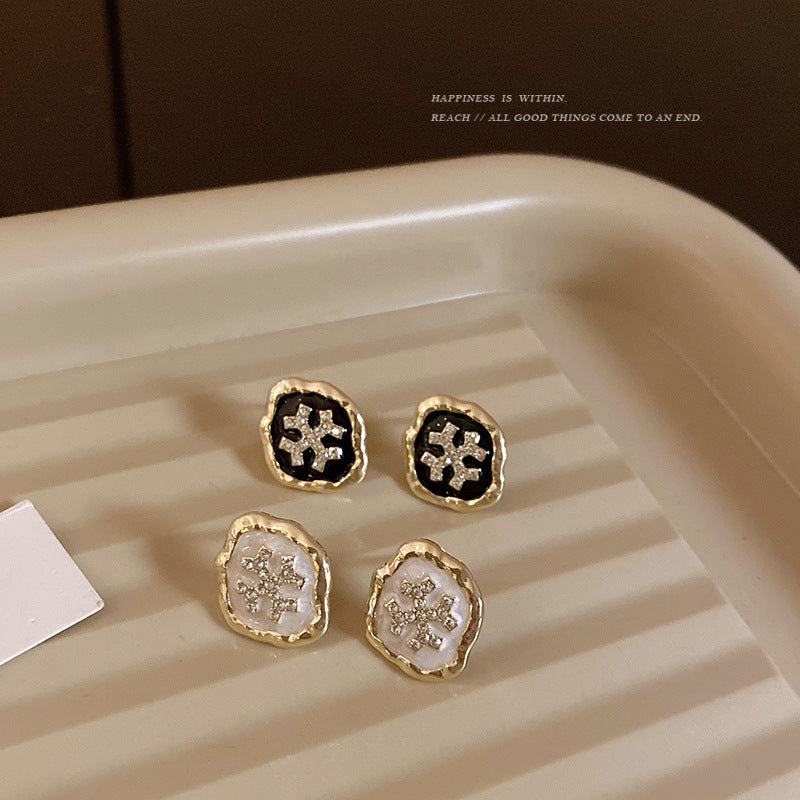 Irregular Round Snowflake Earrings for Women