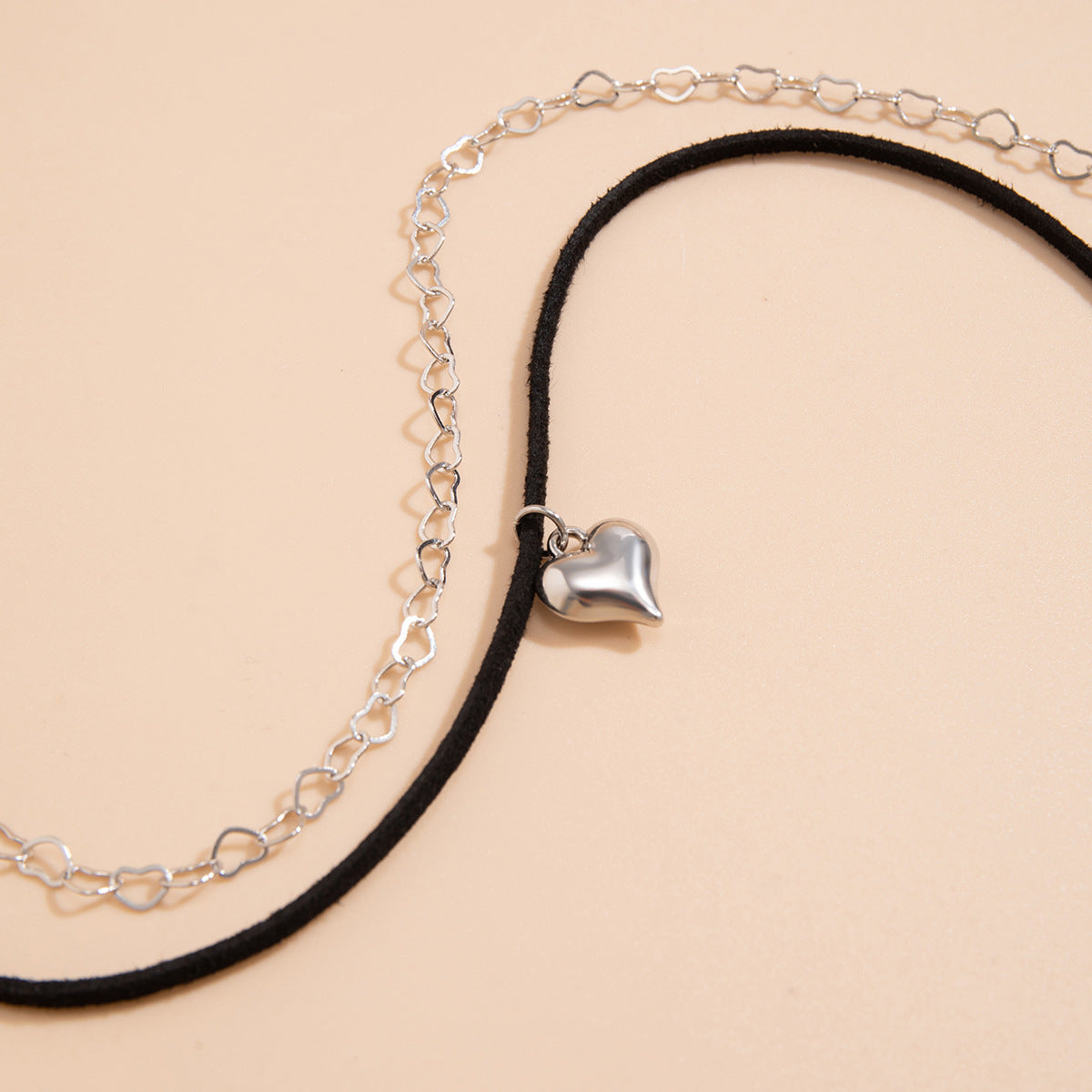 Jewelry Heart Pendant Black Short Choker Necklaces