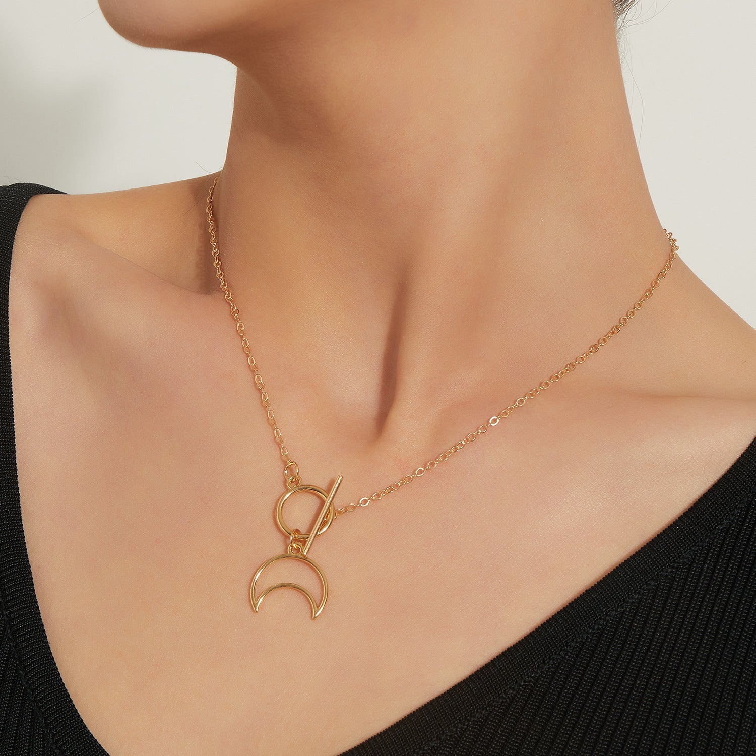 Moon Shape Pendant Necklace