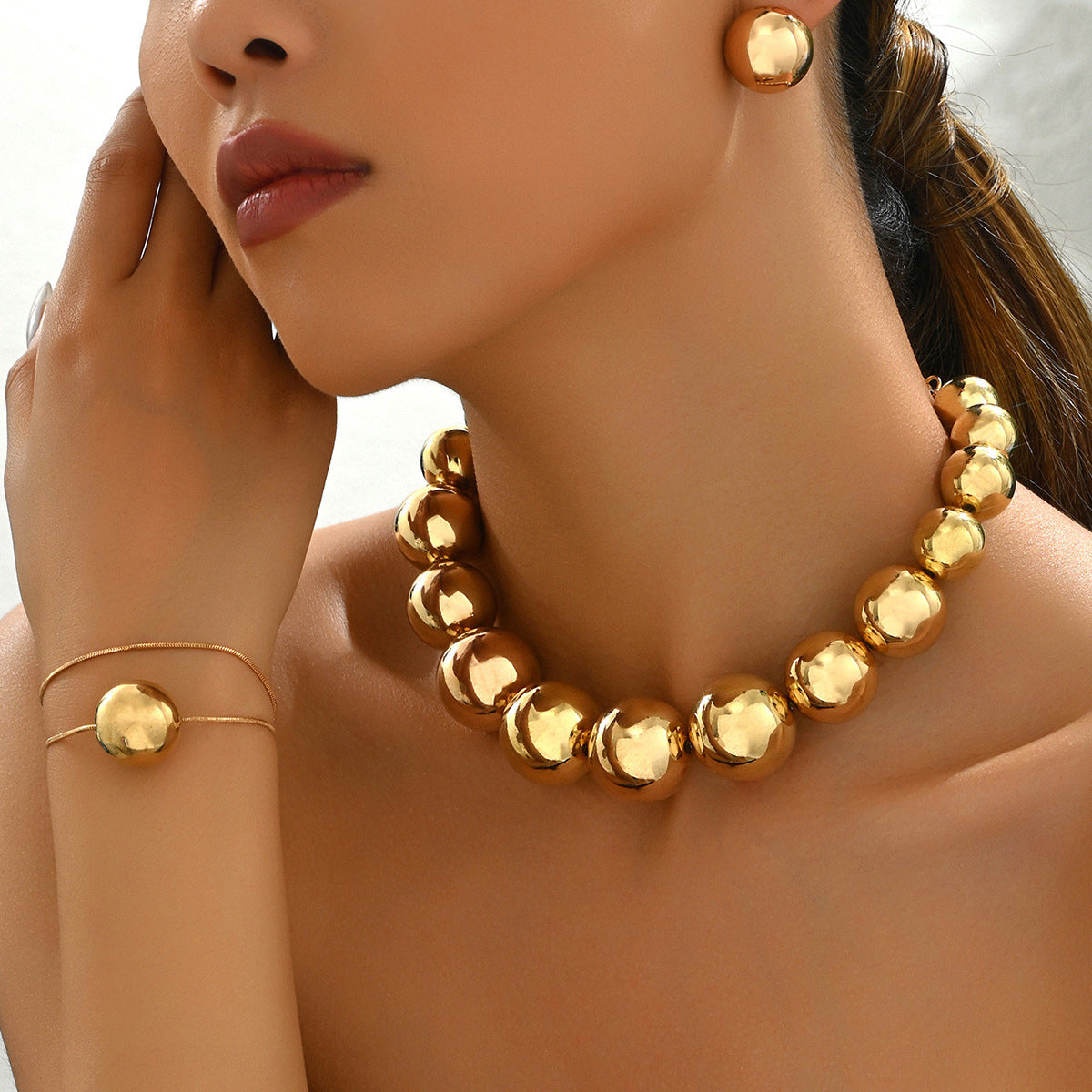 Classic Luxury Pearl Beads Bracelet Necklace Earrings Set