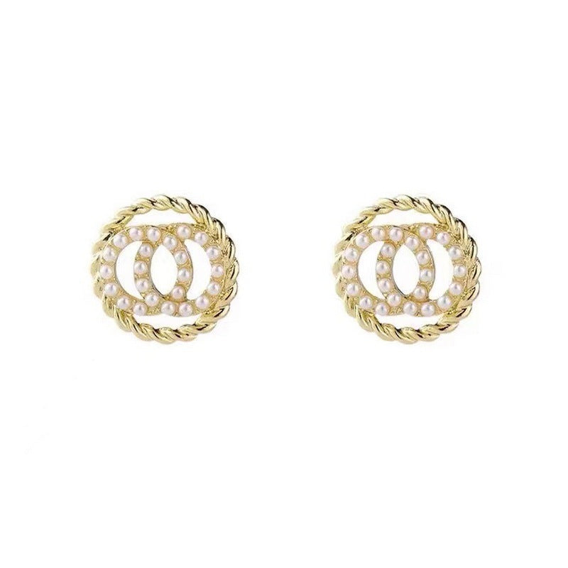 Hollow Pearl Round Earrings for Women