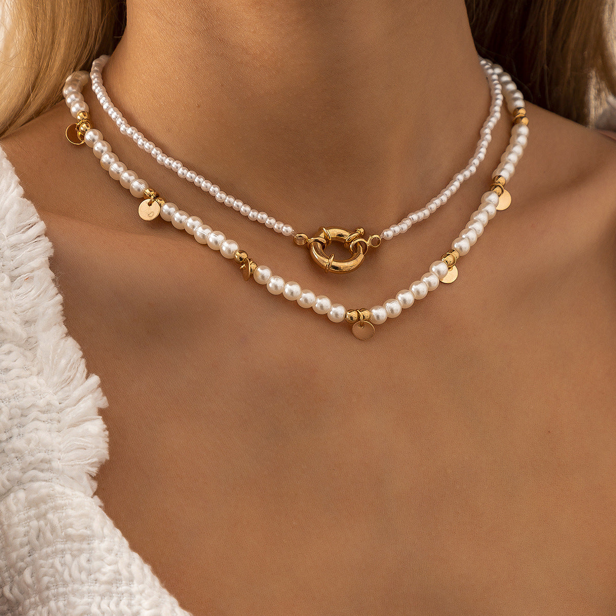 Imitation Pearl Geometric Pendant Necklace