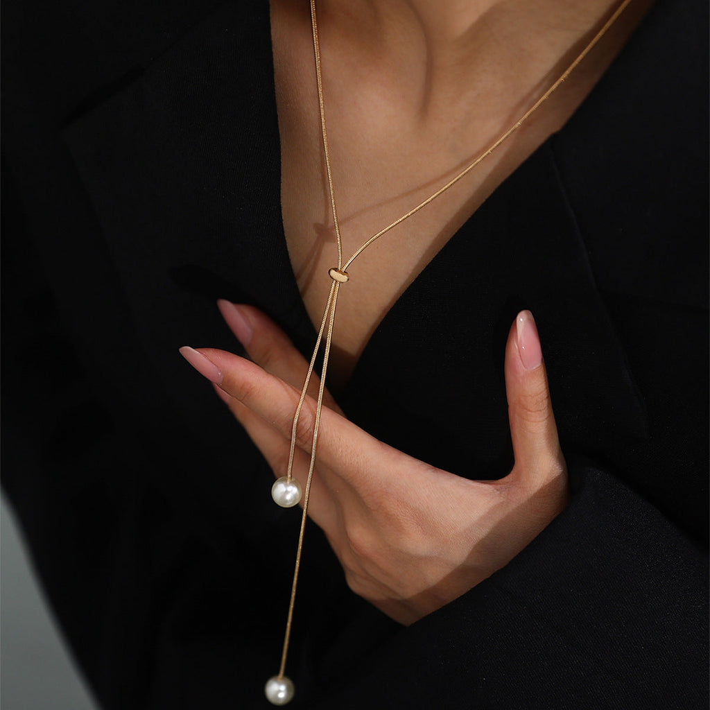 Pull Snake Bone Pearl Necklace Fashion