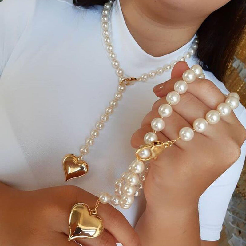 Heart Pendant Women Pearls Choker Necklace