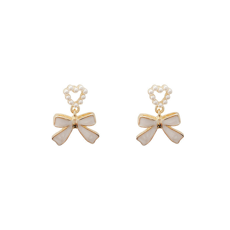 Vintage White Pearl Love Heart Stud Earrings