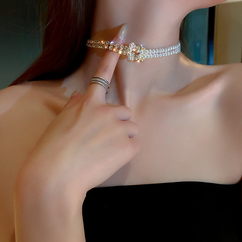 Pearl Crystal Short Chain Rhinestone Statement Necklace
