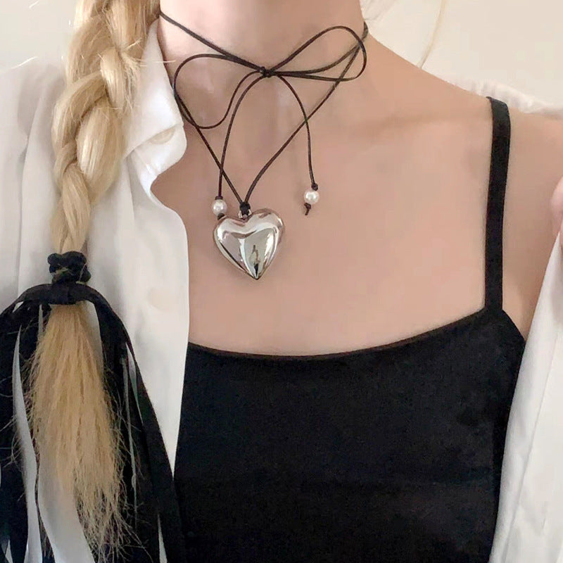 Goth Love Heart Pendant Necklace for Women
