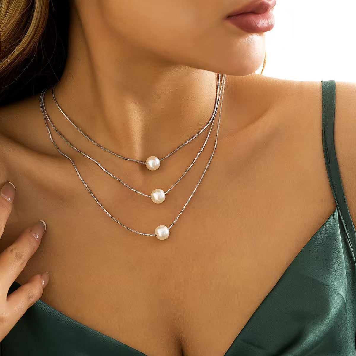 Multi-layer Pearl Snake Bone Chain Necklace