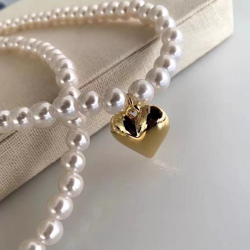 Chain Peach Heart Pendant Beaded Necklace