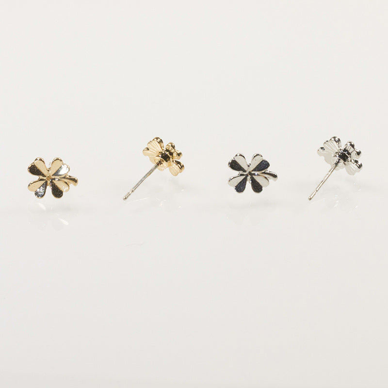 Small Four Leaf Clover Stud Earings