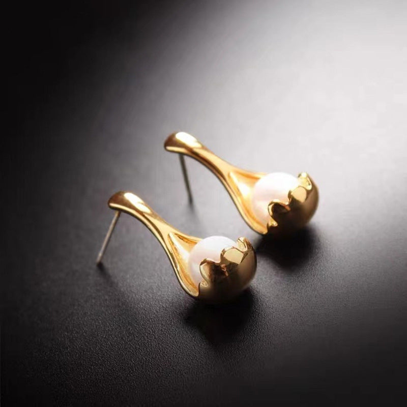 Pearl Drop Earrings