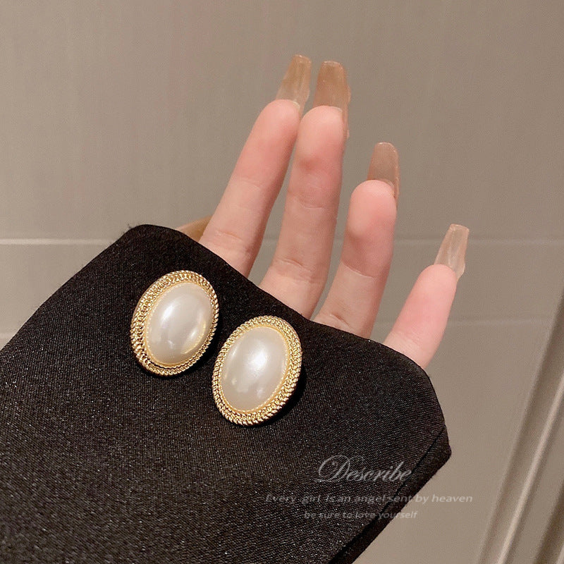 Baroque Bridal Pearl Oval Earrings