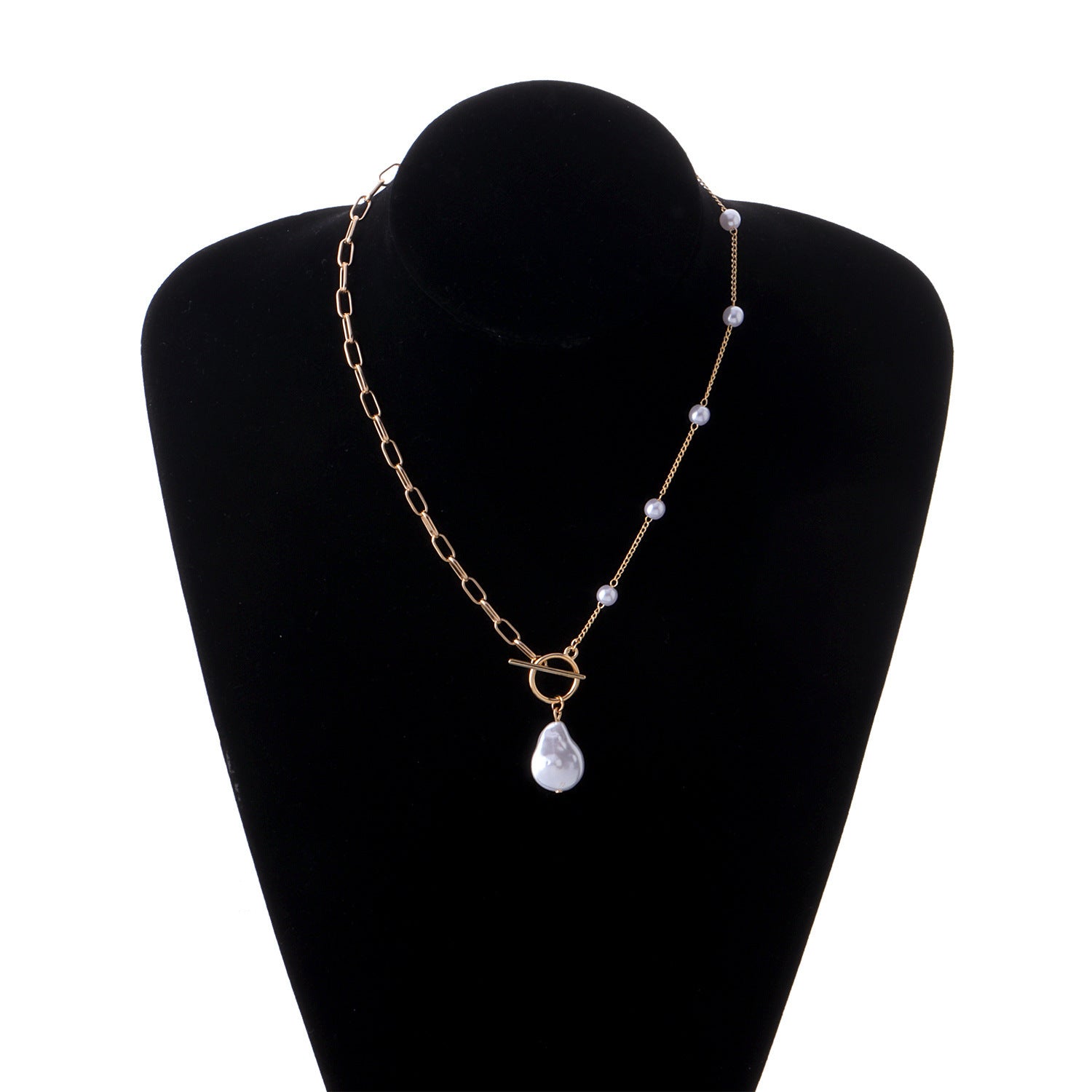 Vintage Pearl Round Bead Necklace Womens