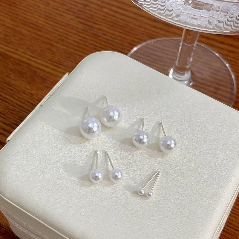 Round Pearl Stud Earring