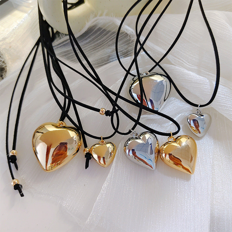 Goth Love Heart Pendant Necklace for Women