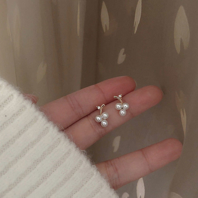 Fashion Grape Pearl Earrings for Women