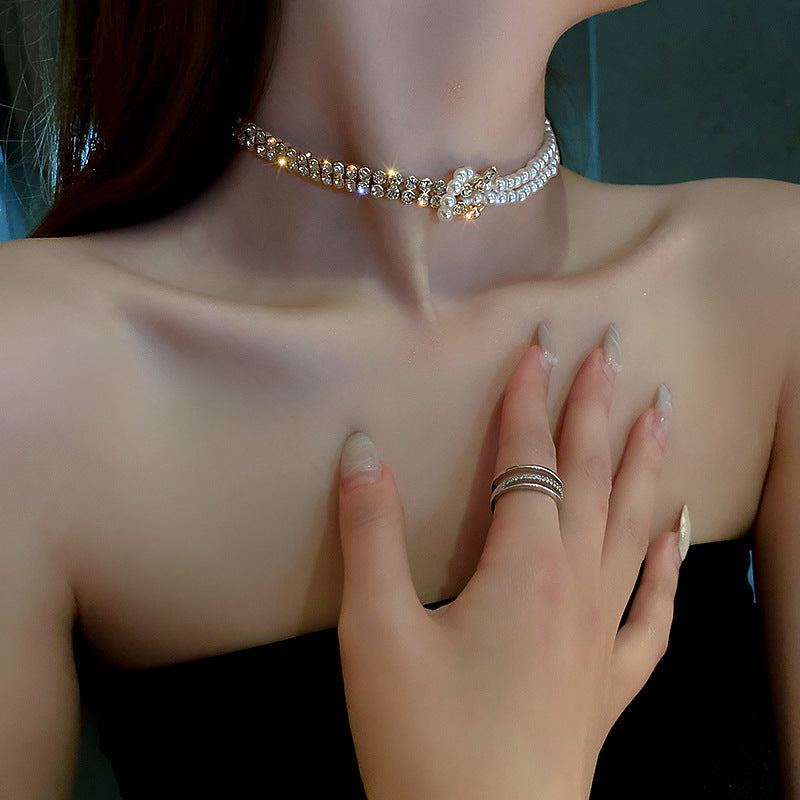 Pearl Crystal Short Chain Rhinestone Statement Necklace