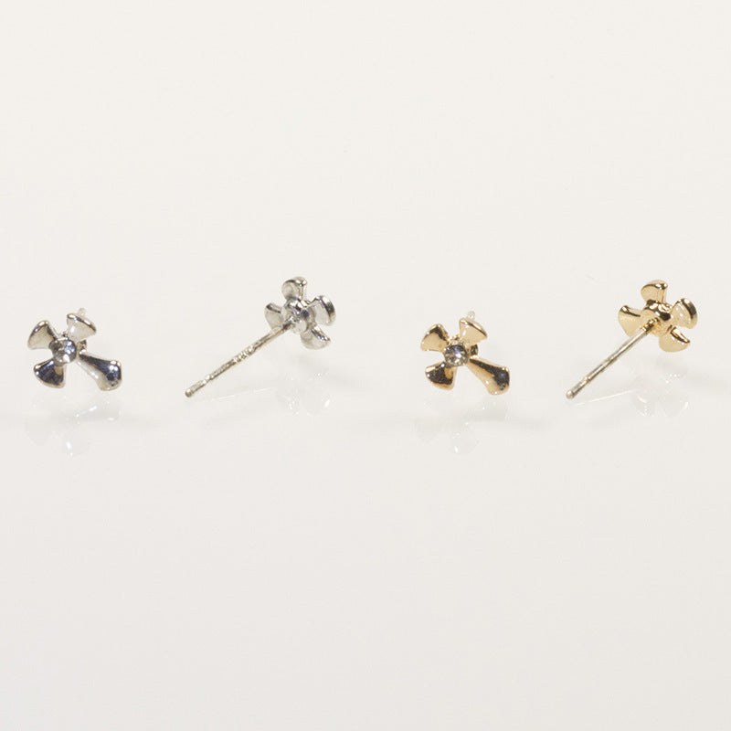 Rhinestone Cross Stud Earring