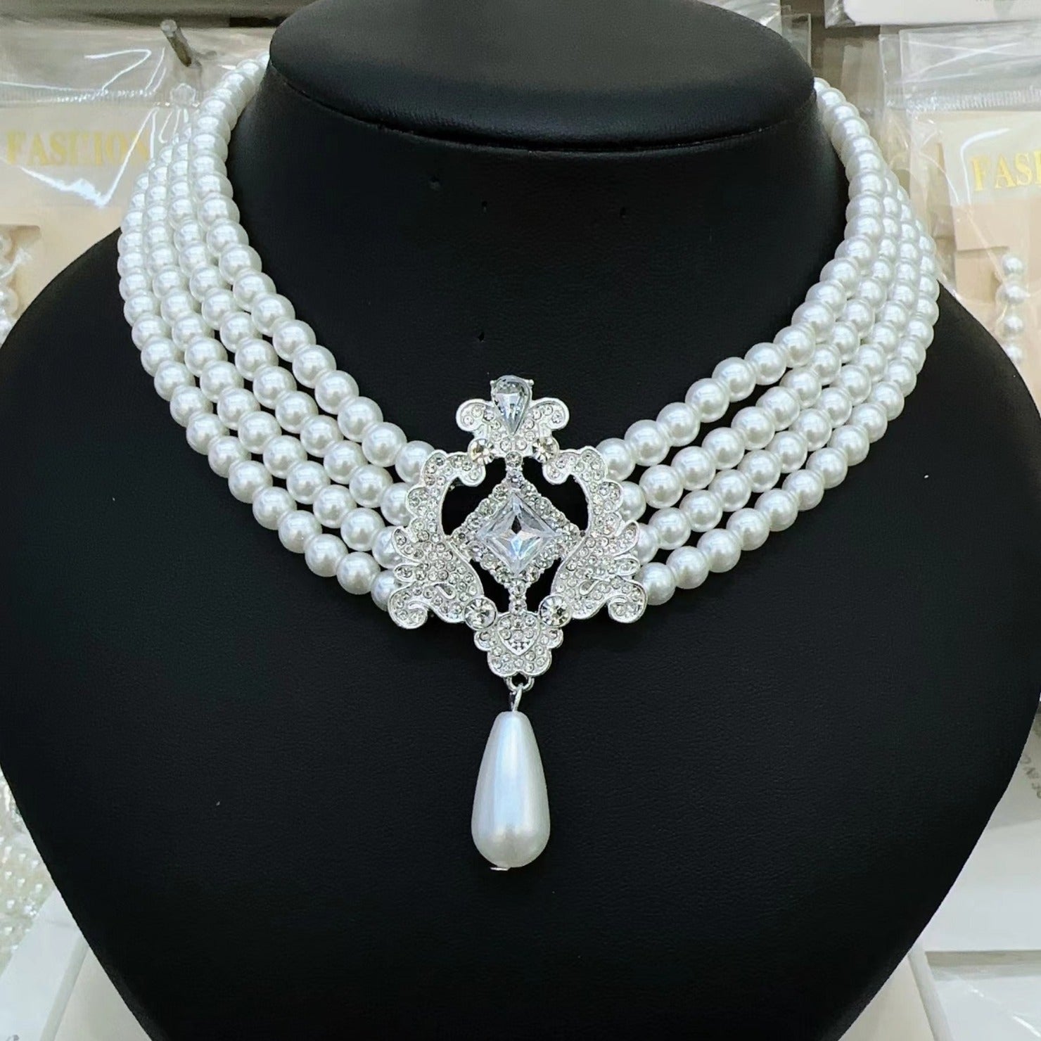 Multi Layers Strand Chokers Beaded Imitation Pearl Chains Necklace for Women Necklace Party Jewelry