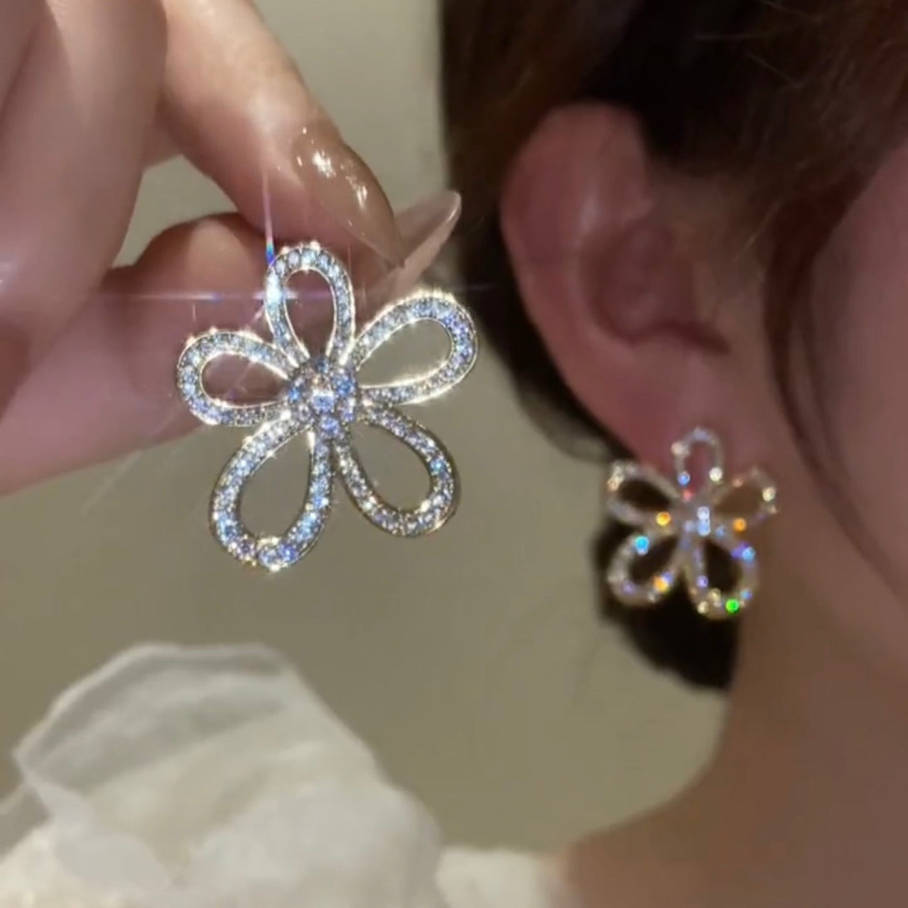 Rhinestone Sunflower Stud Earrings