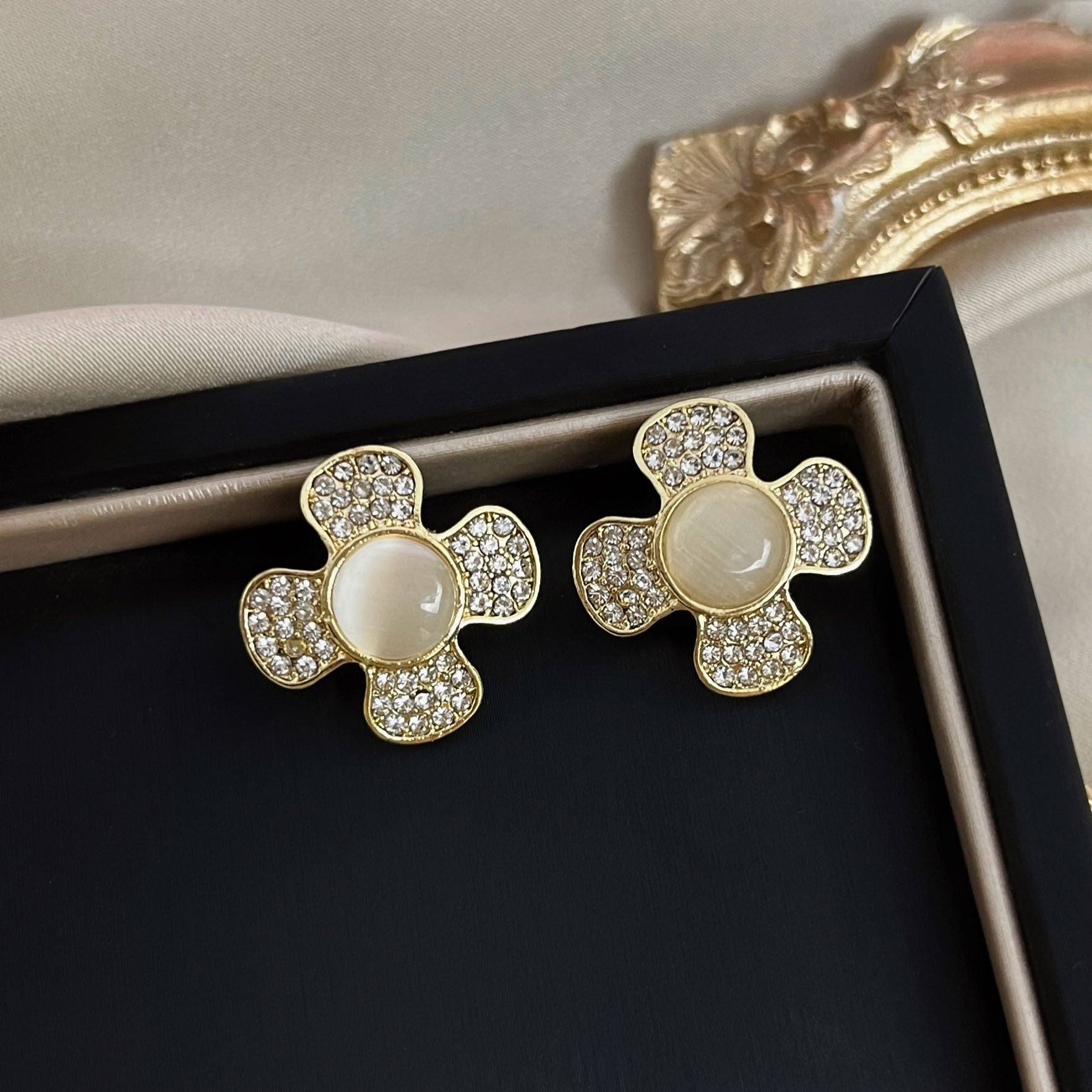 Rhinestone Floral Stud Earrings