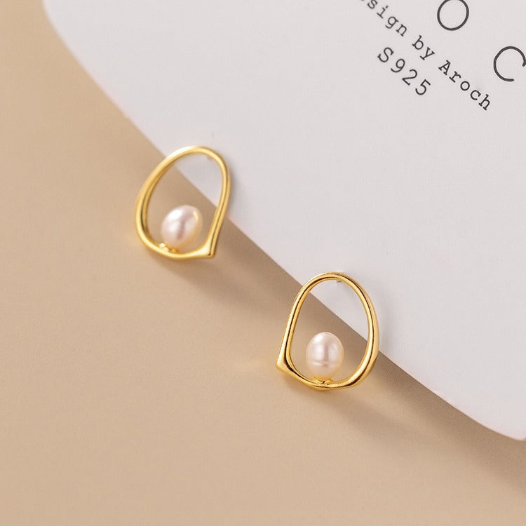 Irregular Geometric Circle Stud Earrings